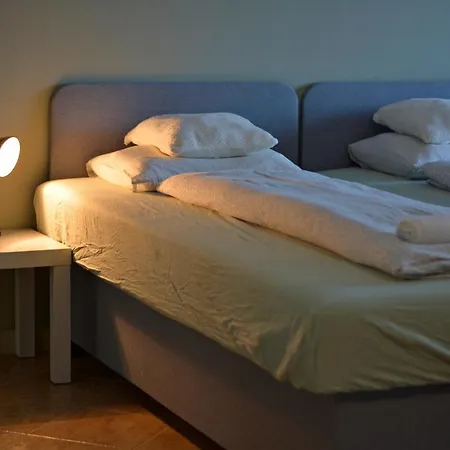 Purple Apartman